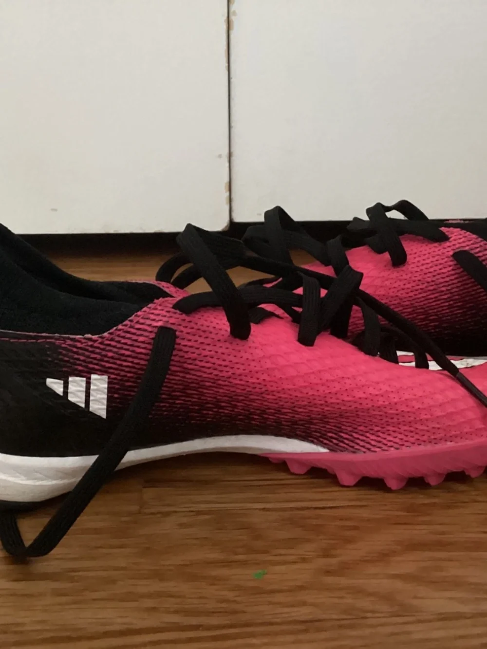 Pink adidas size 4 soccer turf shoes